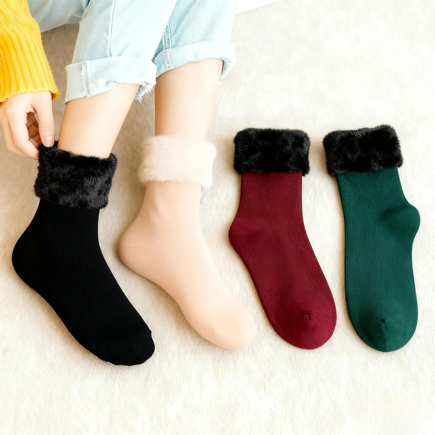 5 pairs of thick fleece-lined. warm. snow socks