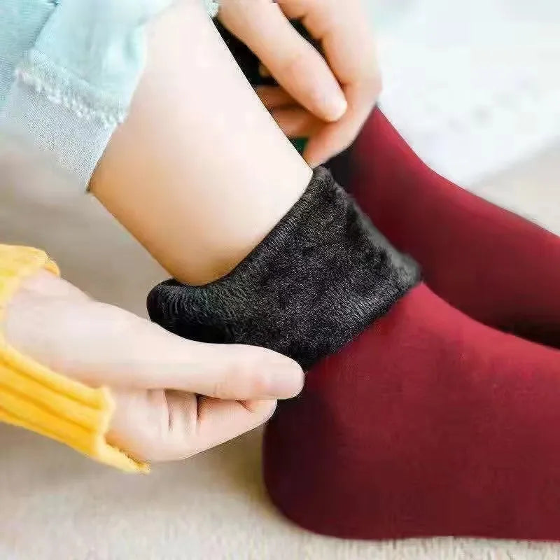 5 pairs of thick fleece-lined. warm.  snow socks